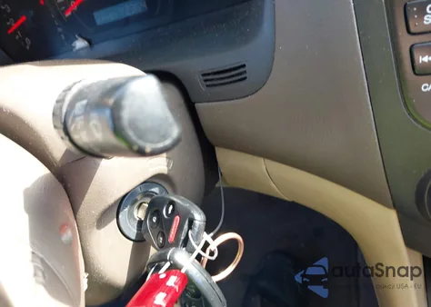 2004 Honda Accord 2.4 Ex z USA, uszkodzony, nr VIN 1HGCM56804A124184